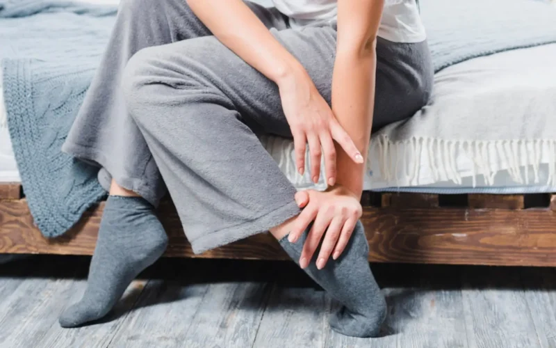 Cómo Cuidar tus Pies en Climas Extremos: Guía para el Calor y el Frío