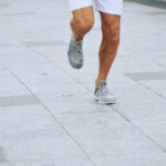 ¿Dolor de Pies al Correr? Causas Comunes y Cómo Solucionarlas